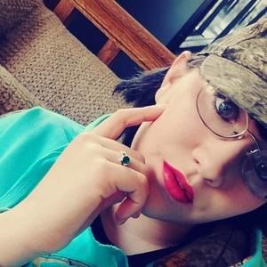 Meet your Posher, Brittney